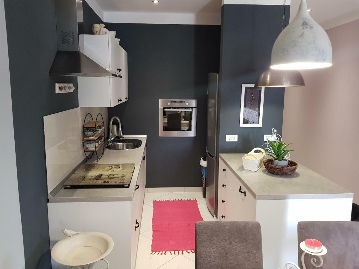 Apartmani Dijana Podgora Exterior foto